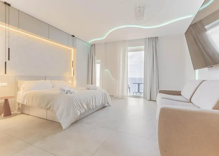 Malu 4* פולינאנו א מארה