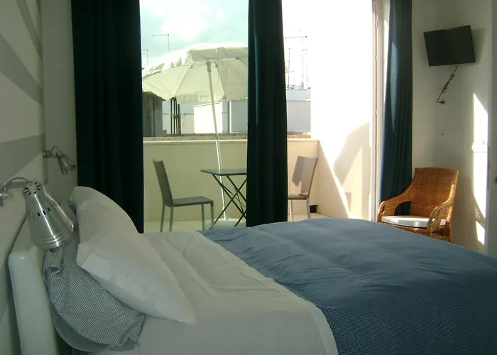 Malu פולינאנו א מארה