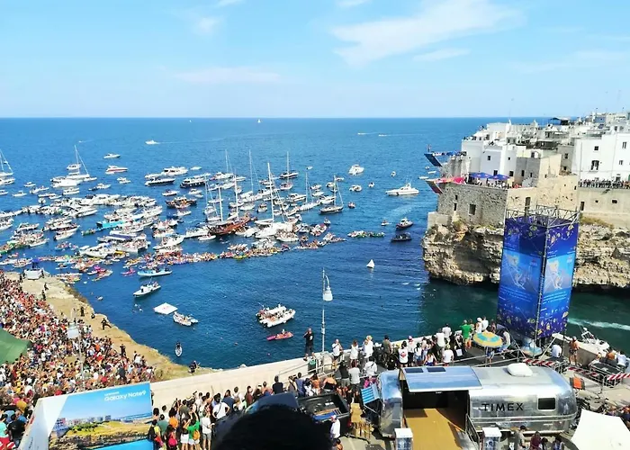 Malu לינה וארוחת בוקר 4*