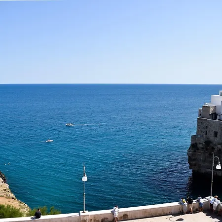 Malù Couette-café Polignano a Mare